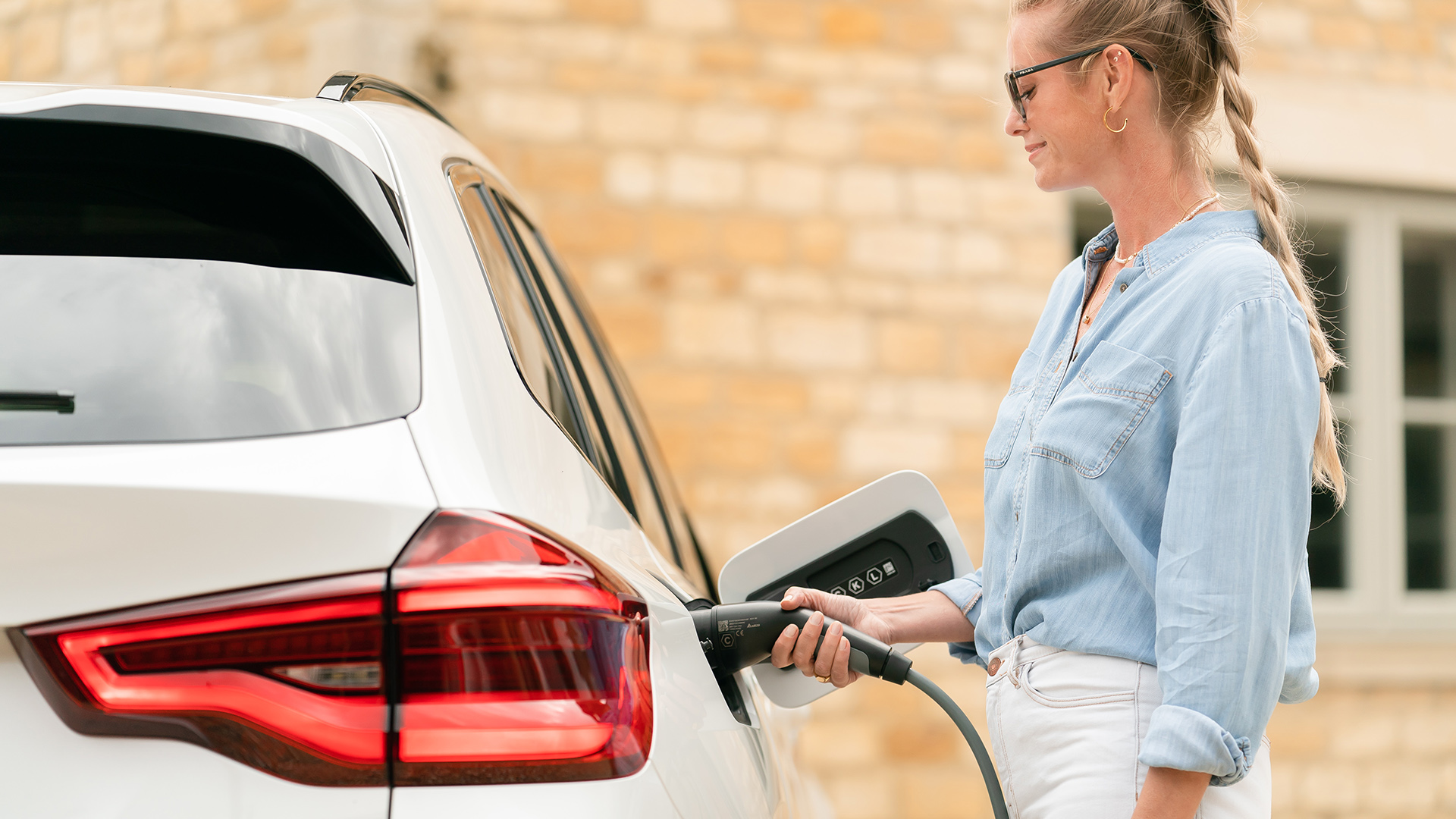 From AC current to the ZEV mandate: electric car jargon explained
